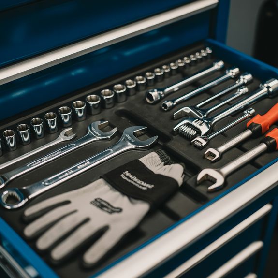 Quick Starts Begin with Precision. Book Your Battery or Starter Service Today