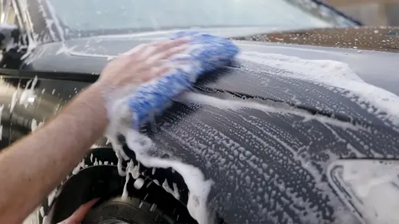 Express Wash - Fast, Efficient Cleaning for Busy Drivers
