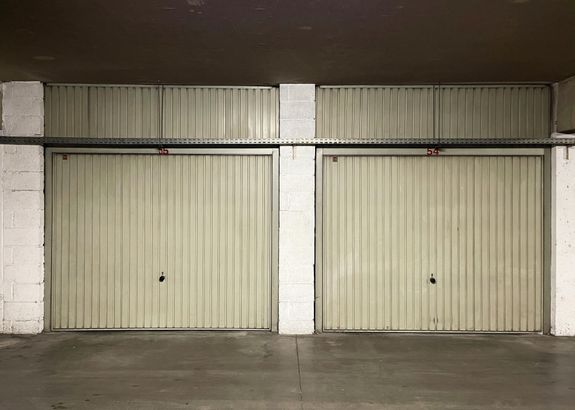 Closed Garage Doors 