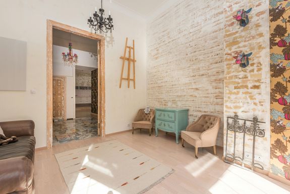 Retro Interior Design of Apartment