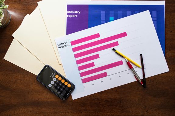 What is included in the product launch campaign service?