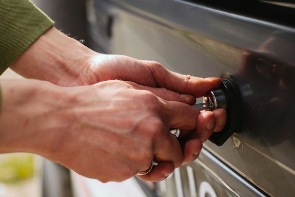 Broken Key Extraction