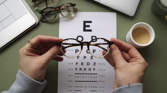 F.Y.EYE Optometry Center- Exceptional Eye Care in Tarzana, CA