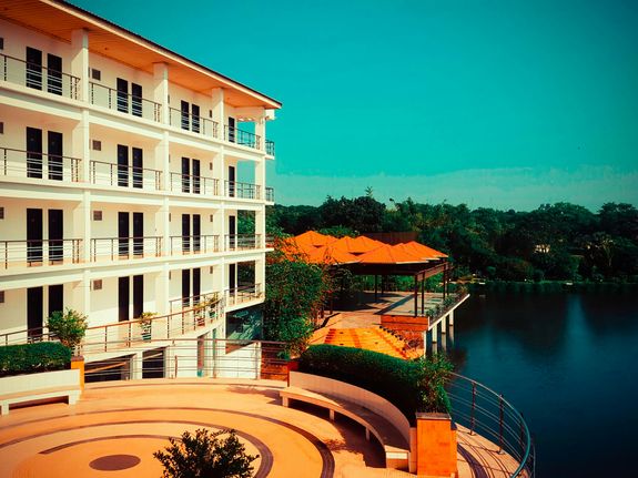 Are there nearby attractions to visit during my stay?