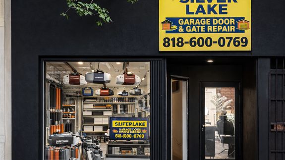 Expert Garage Door and Gate Services in Los Angeles