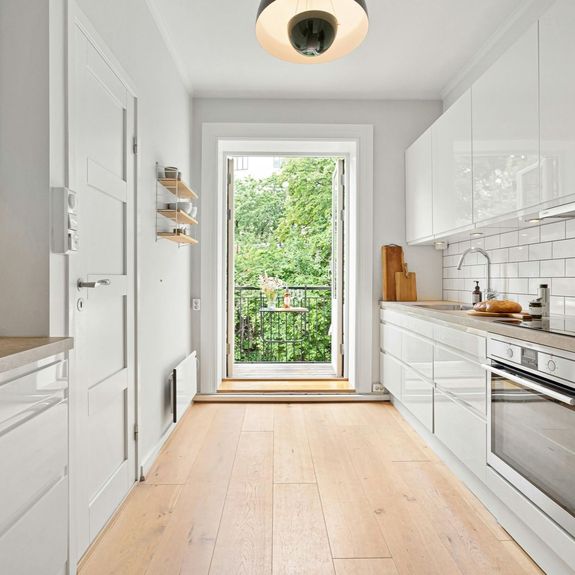 What types of cleaning services do you offer?