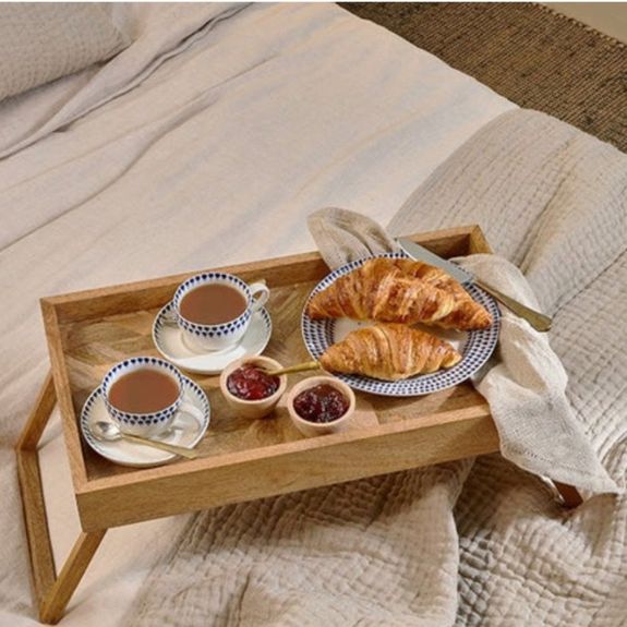 Can we have breakfast in our room?