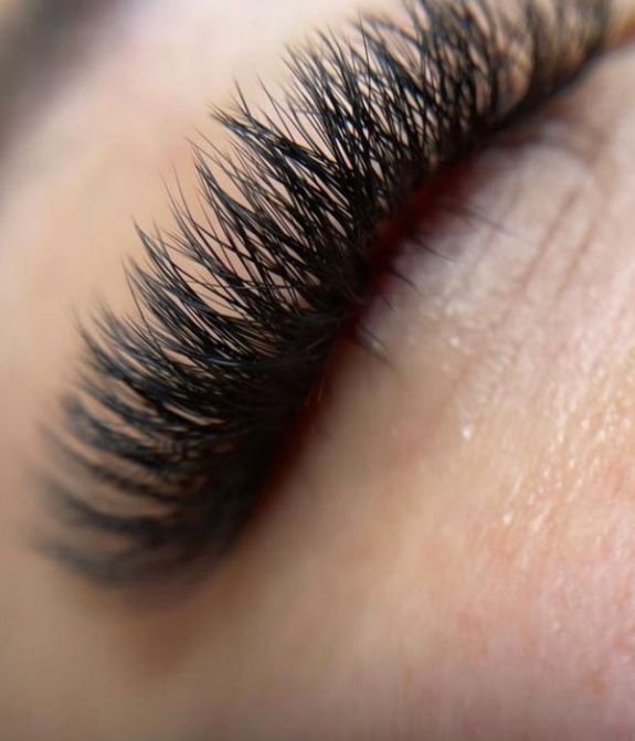 Lash Extensions & Design