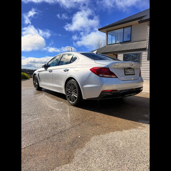 What is included in your exterior hand wash service?