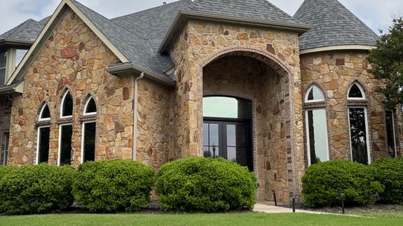 Enjoy a crystal-clear view in Celina.