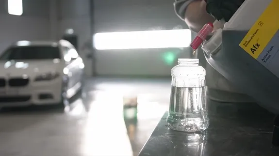 AUTONHOITOA KOKKOLASSA – NIILLE, JOTKA VÄLITTÄVÄT ENEMMÄN