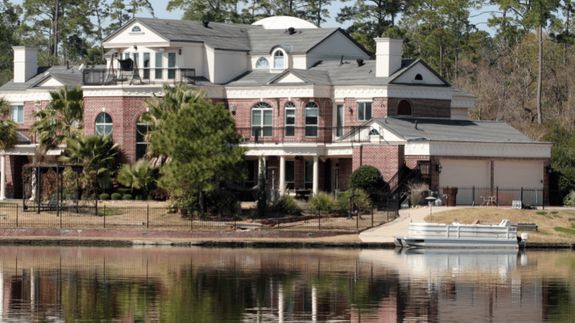 Revitalize Your Home's Curb Appeal in Martin, GA