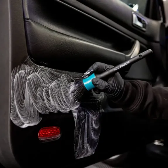 Do you offer mobile detailing services?