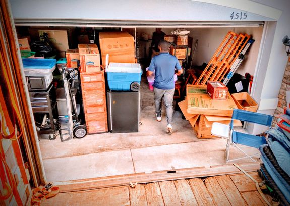 What constitutes an emergency junk removal situation?