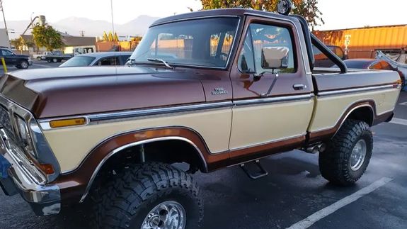 We are the Experts in Upholstery of Auto interior