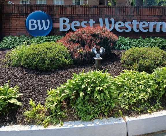 Transform Your Outdoor Space with JRs Family Landscaping in West Warwick, RI