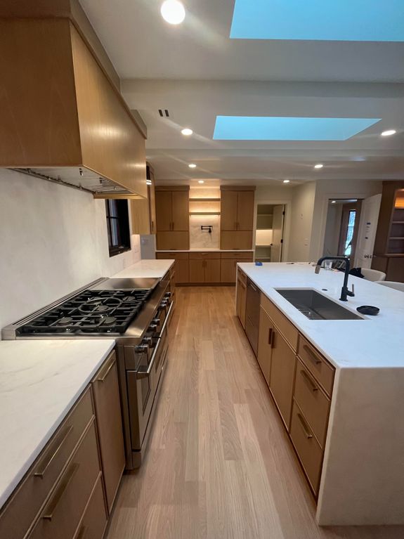 Can I see examples of previous custom homes you've built?