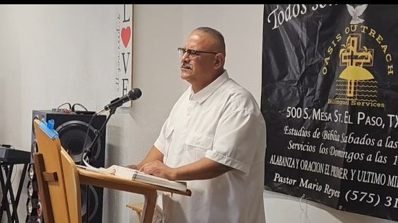 Worship Seamlessly in Two Languages, Right Here in El Paso.