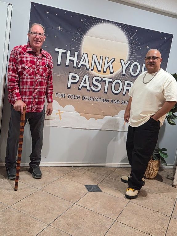 What languages are used during the Bilingual Sunday Services?