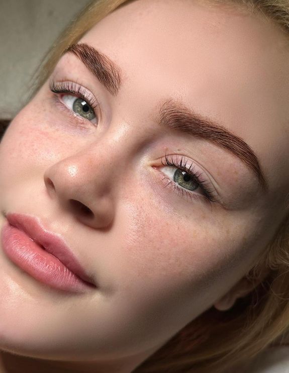 Boosts Collagen and Cell Renewal