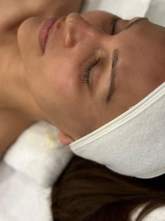 Improves Skin Texture and Tone