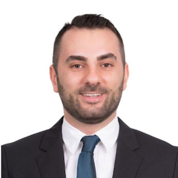 Person holding a Smartphone