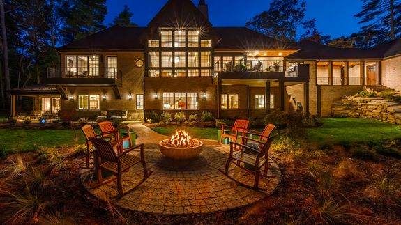 Transform Your Outdoor Space with Stunning Hardscapes