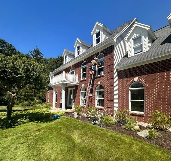 Transform Your Home’s Curb Appeal with Expert Exterior Cleaning in Grand Rapids, MI