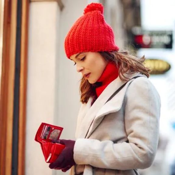 Are Personalised Gifts on the Way Out? The Surprising Truth Behind Falling Sales