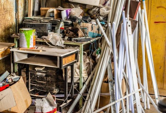 Hoarding and Extreme cleaning