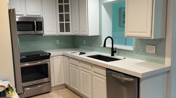 Breathe New Life into Your Port St. Lucie Kitchen Cabinets.