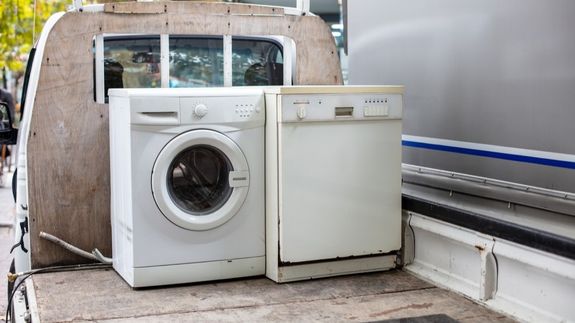 Don’t Let Old Appliances Cramp Your Houston Space.