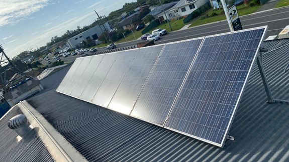 Maximise Energy, Minimise Grime – We Clean Solar Panels.