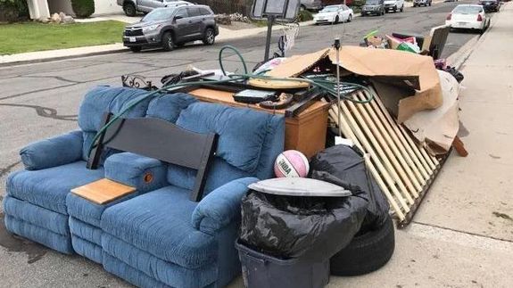 Clear the Clutter, Enjoy Your Space in Los Angeles.