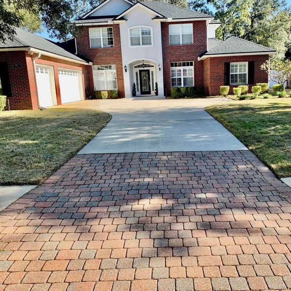 Expert Lawn Maintenance and Pressure Washing Services in Orange Park, FL