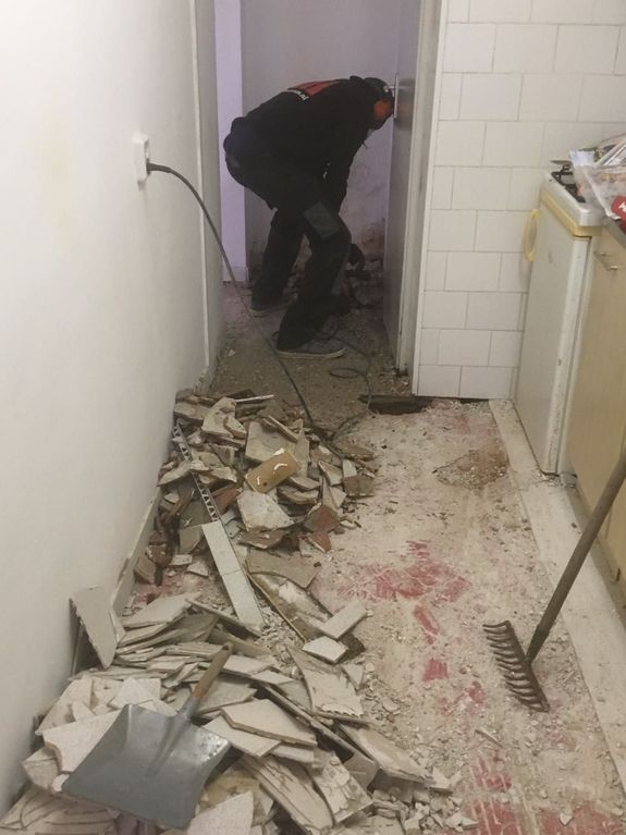 Light demolition
