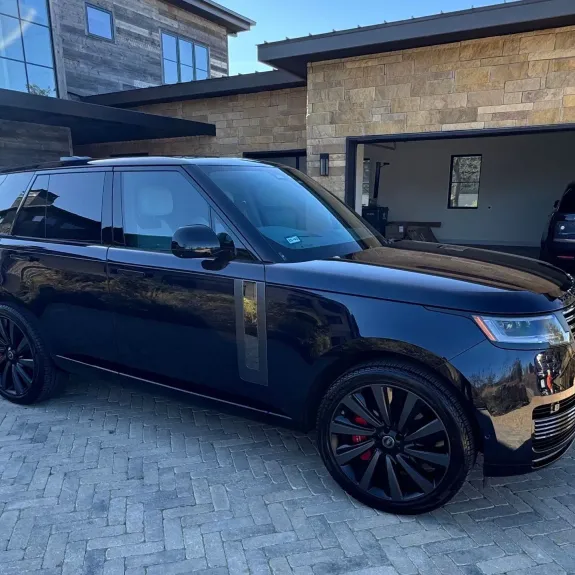 What types of services does PrimeShine Detailing offer?