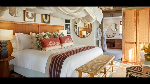 Taj Bush Lodge in Greater Kruger, South Africa. Wild at Heart, Warm by Nature