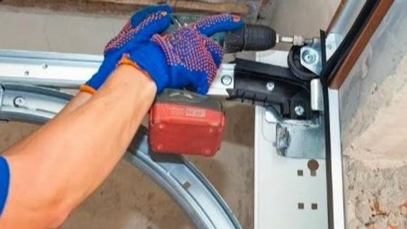 Safeguard your peace of mind with expert garage door repair in Fort Walton Beach.