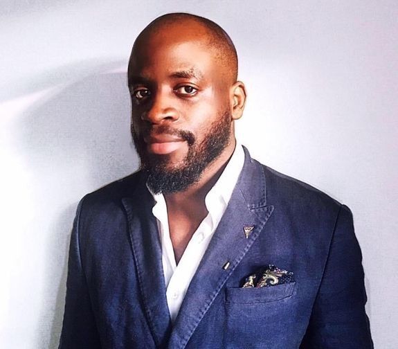 I help SMEs and executives generate qualified opportunities and close deals.