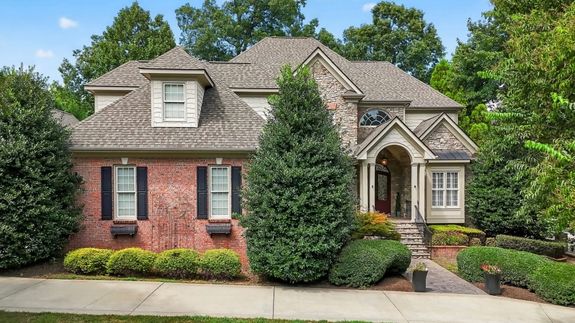 Transform Your Home’s Curb Appeal, Smithfield!