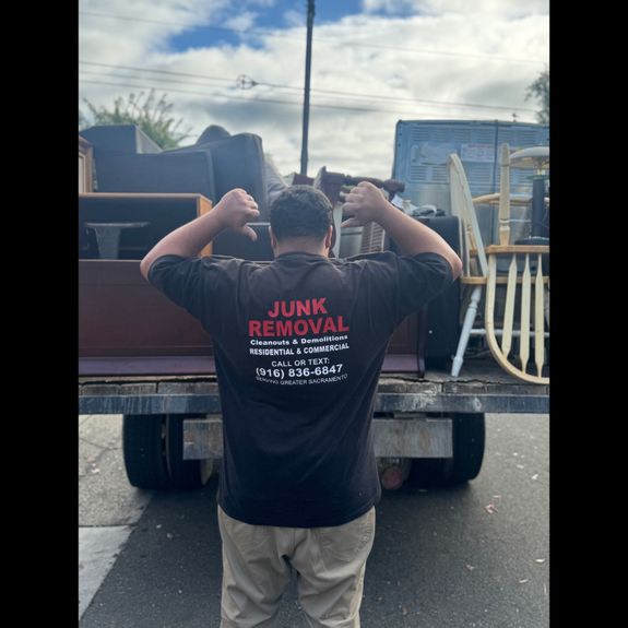 What types of items can you remove during your residential junk removal service?