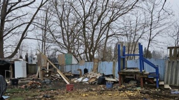 Let Us Clear the Clutter, Dresden!