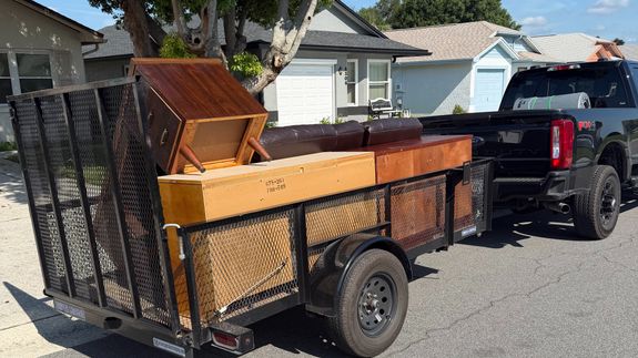 Furniture Removal Made Simple, So You Can Breathe Easy!