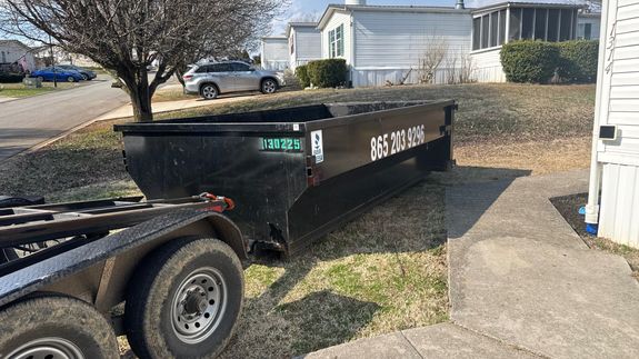 Less hassle. More freedom in Lenoir City.