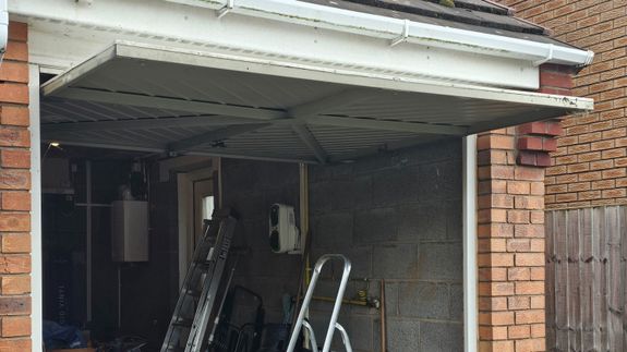 No More Malfunctions: Reliable Garage Door Solutions in Derby