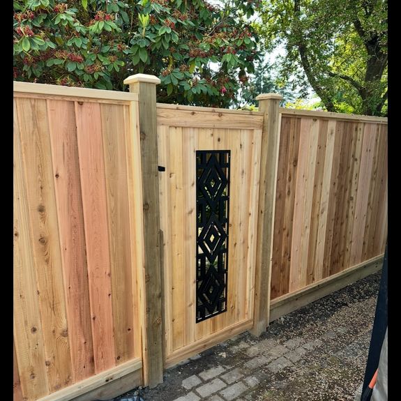 Gates & Privacy Screens